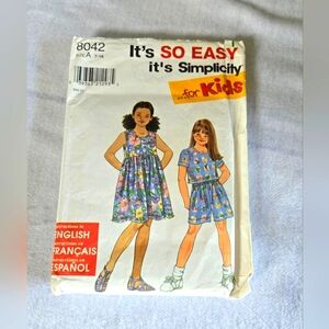 Vintage 70s Simplicity girls short set and romper sewing pattern size 7-16